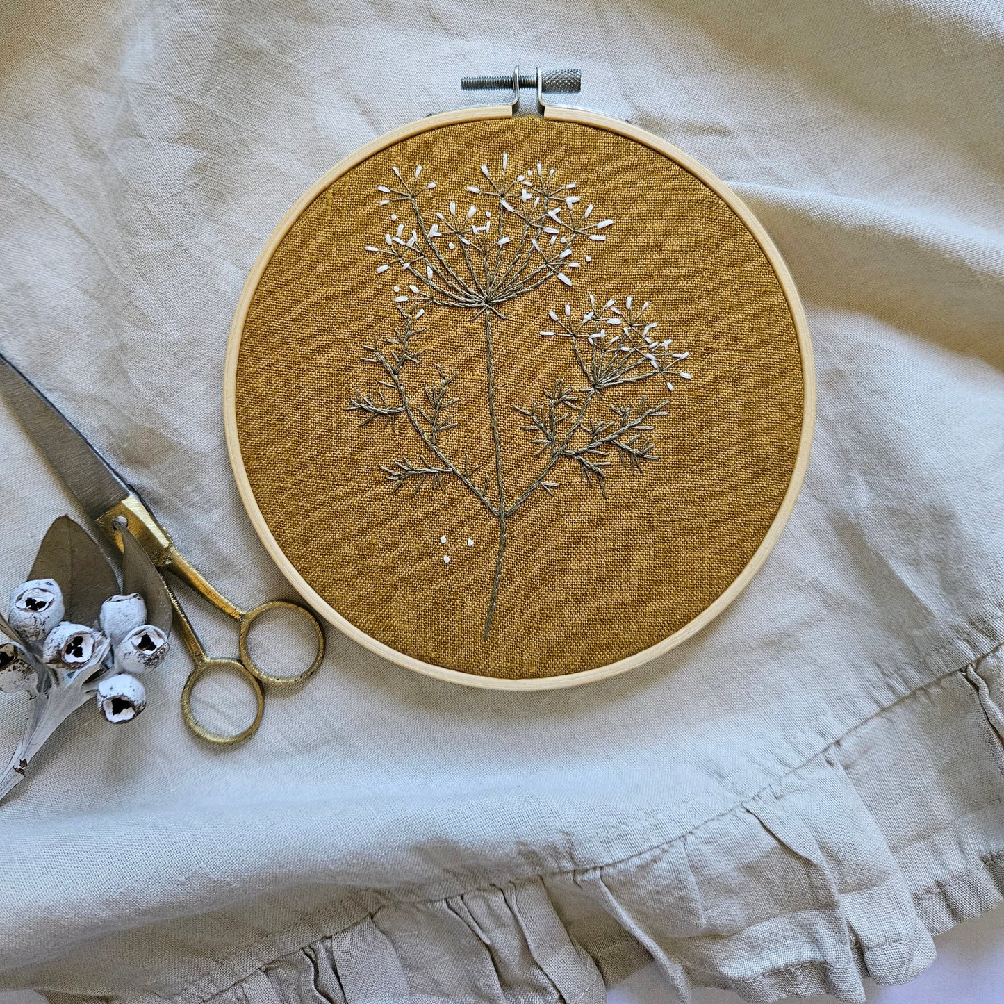 Fennel Flower on Ochre Linen