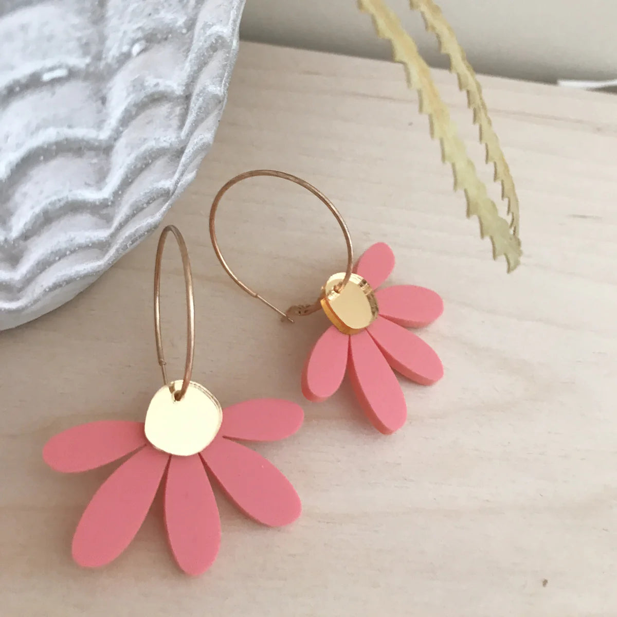 Jumbo Daisy Hoops | Pastel Raspberry + Gold