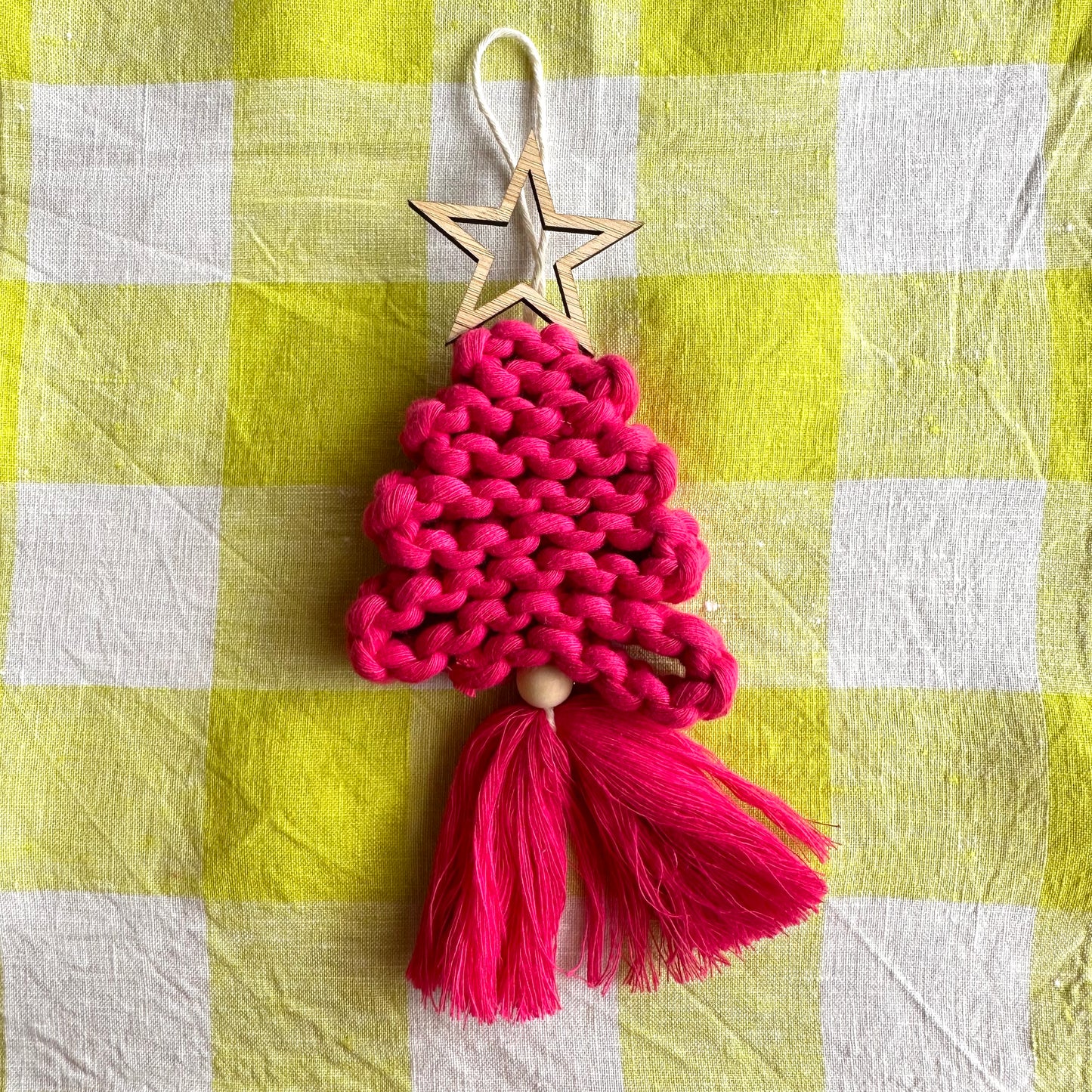 Macrame Christmas Tree - Hot Pink
