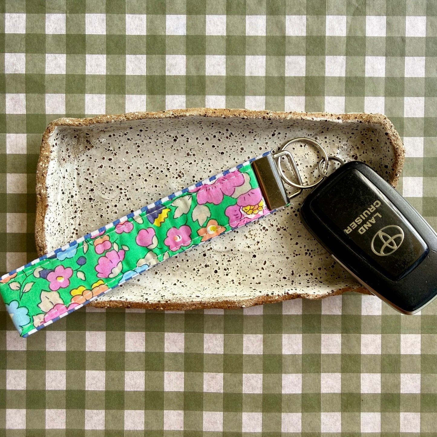 Keyring - Betsy Meadow