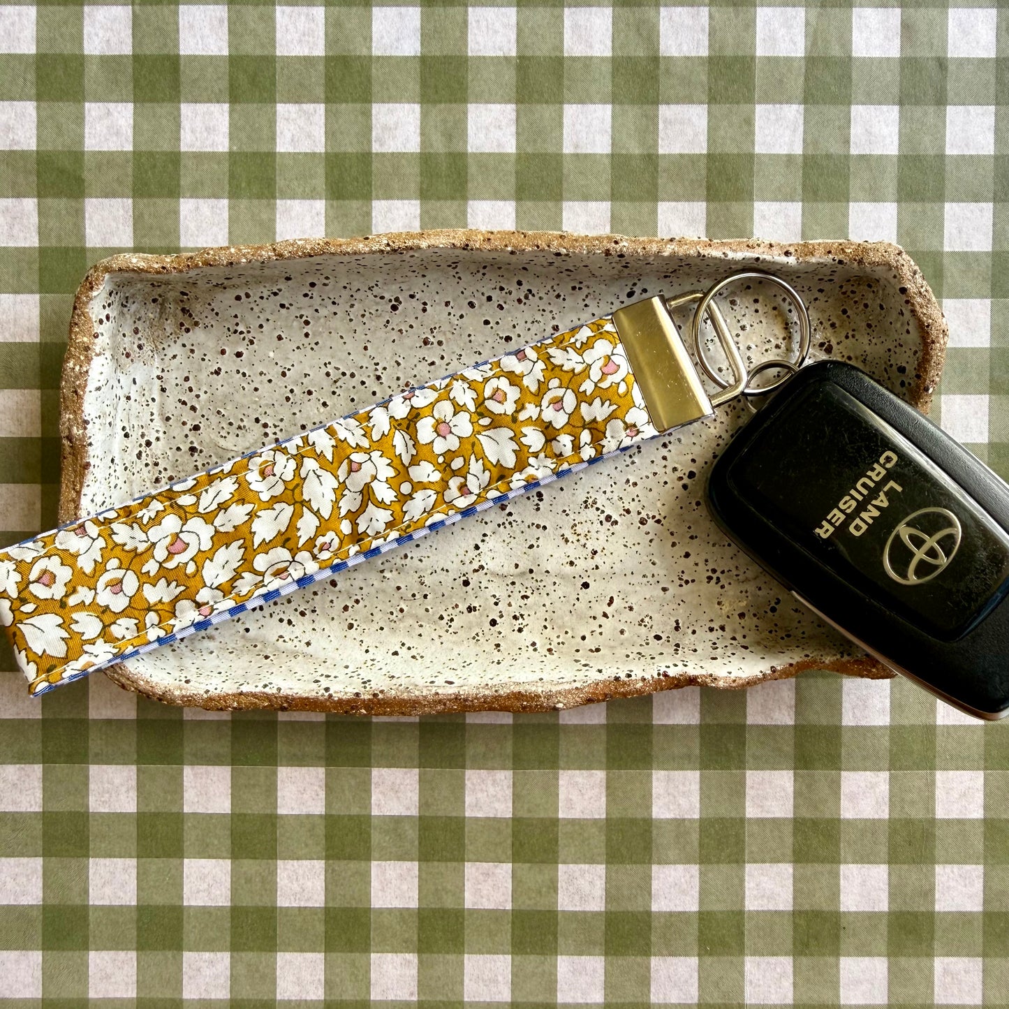 Keyring - Feather Meadow A