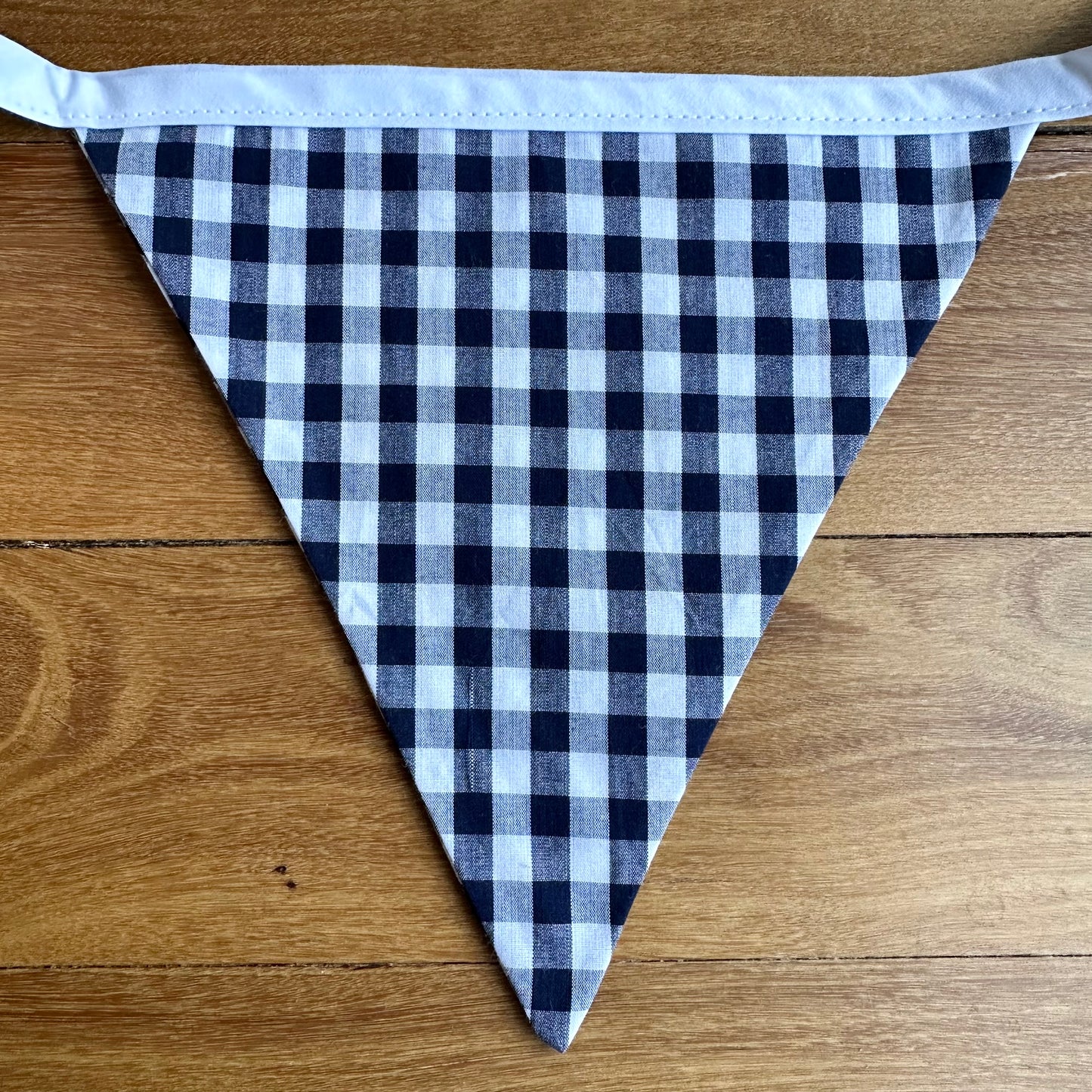 Dino Roar Bunting