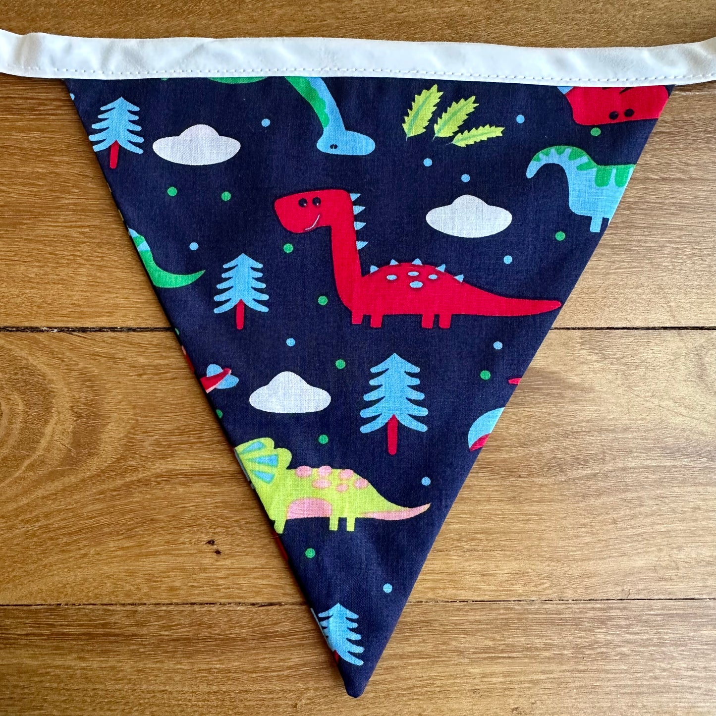 Dino Roar Bunting