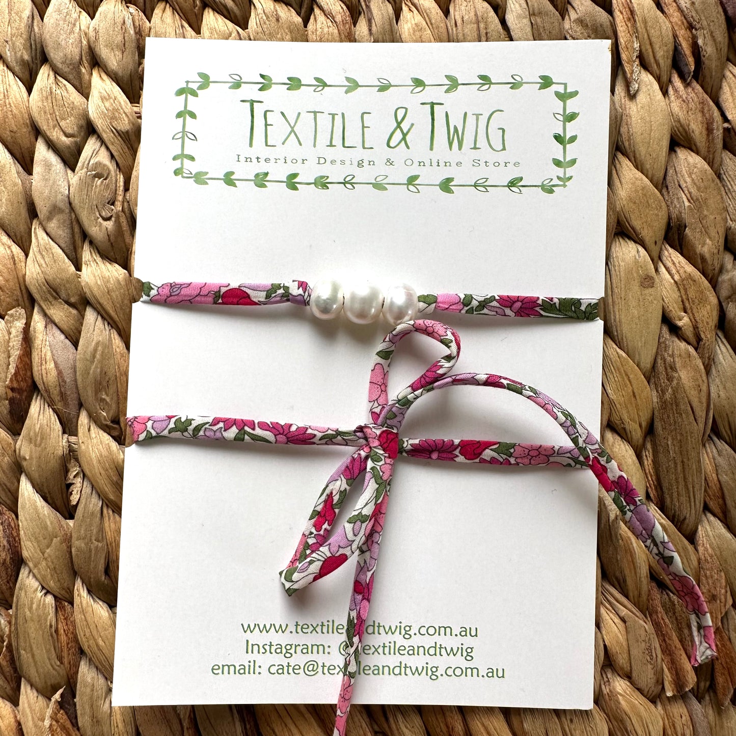 Liberty & Pearl Wrap - Poppy Forrest (crimson pink)