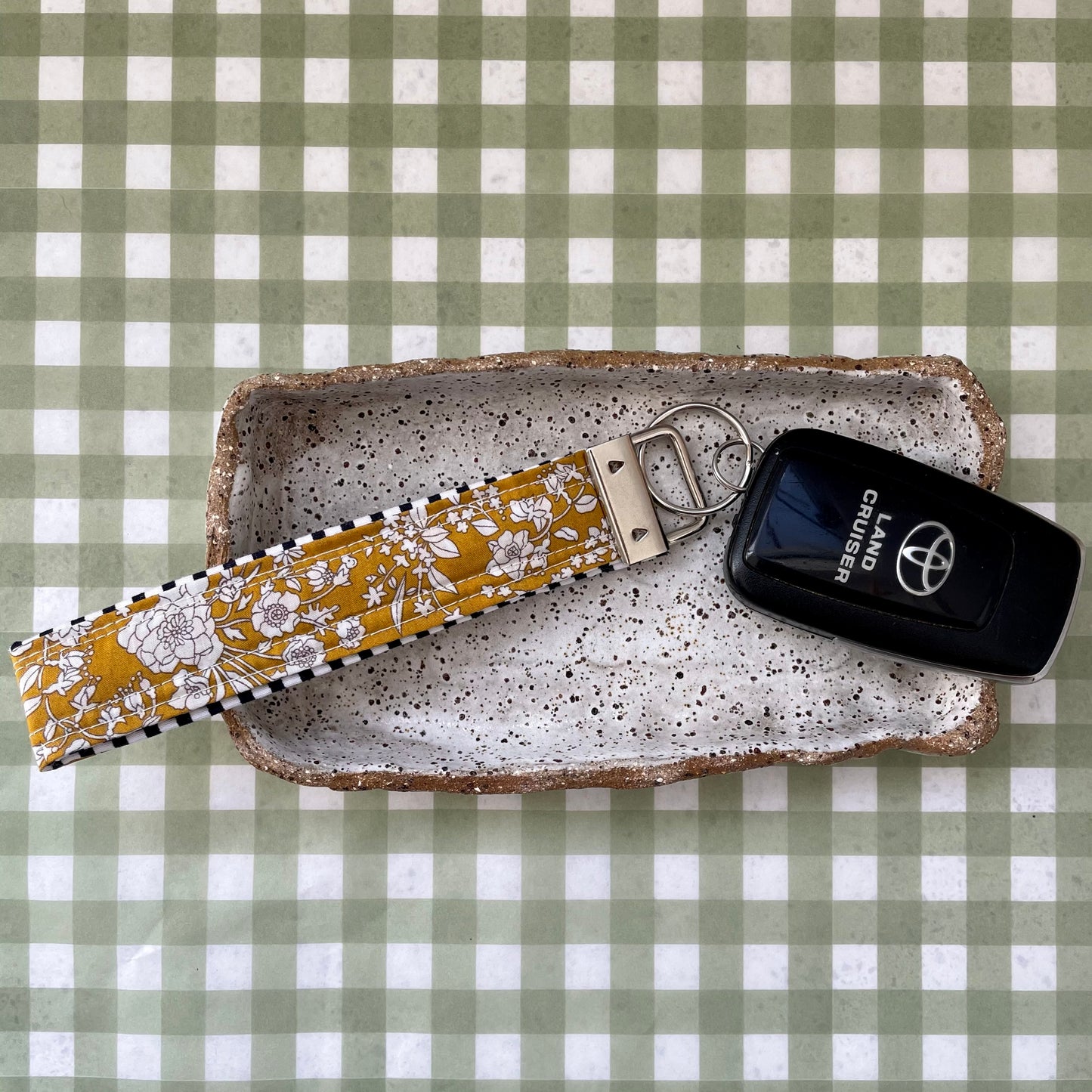 Keyring - Mustard Capel