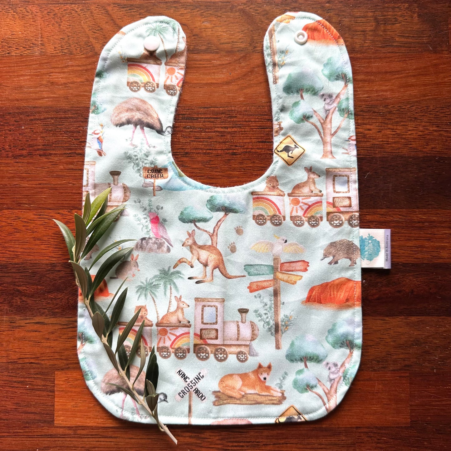 Mint Australiana Traditional Bib