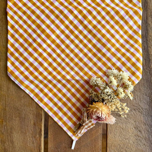 Honey Tablecloth Neck Scarf
