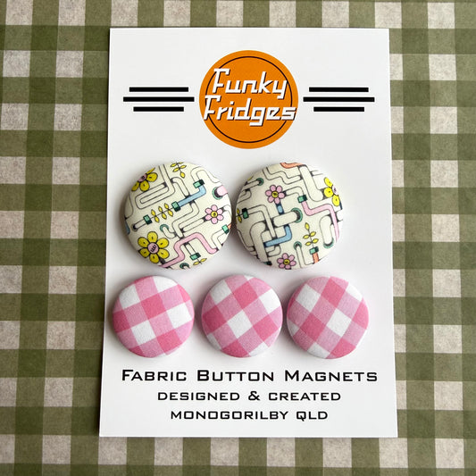 Pink Gingham Daisy Magnet Set