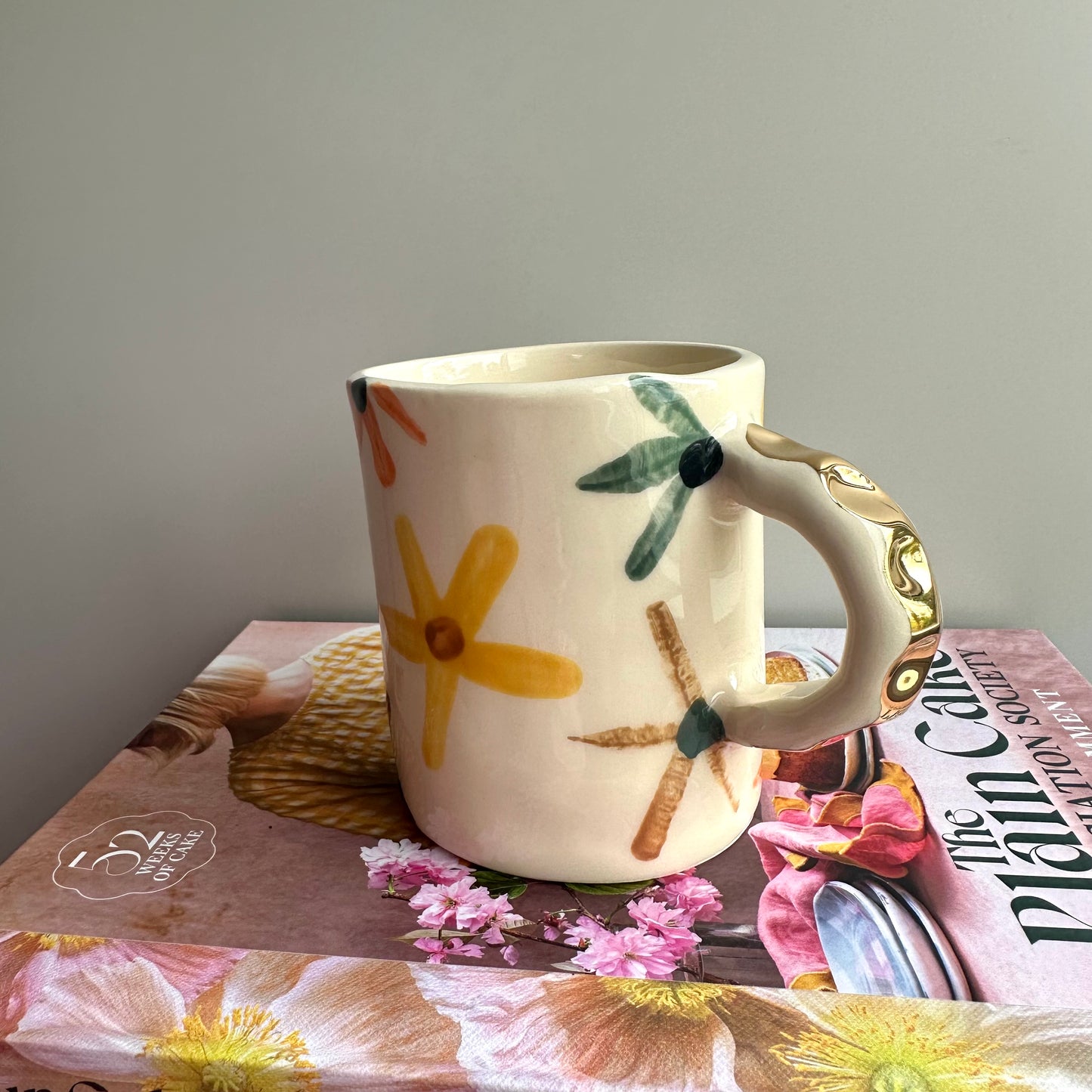 Retro Floral Gold Handle Mug